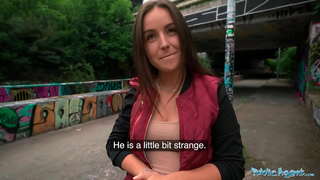 ���များပြည်သူအေးဂျင့်သားတော်ရတဲ့သူမ၏လိင်အင်္ဂါအတွင်းသို့ထိုးဖောက်အားစိမ်းအပြင်အတွက်ပရာ့ဂ်