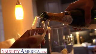 Naughty America - Gracie Glam gets all dressed up voordat u rijdt pik