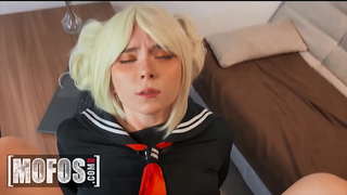 MOFOS - Mugi&amp;#039;s Coba Anal - Sweetie Fox, Hideung Bull - Cosplay Kumaha ngeunaan Anal Ulin