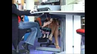Skrivena biblioteci upskirt