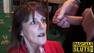 Divorciat madura senyora Pandora gaudeix d'haver submís sexe