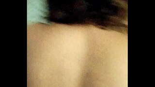 ���ามีของเธอทุบตีเขาและฉันมองของฉัน