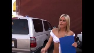 Puer parvulus fit difficile dick in eius infectum calvitium twat