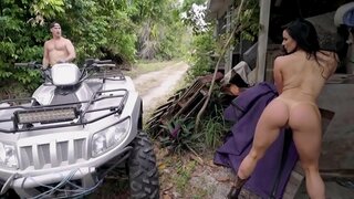 BANGBROS - Erstaunliche Sammlung Von Cougar Porno Darsteller Smokin' Hot Babe Kendra Lust (1 von 3)