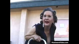 Иске таналар Превращают трюклар #1 - Жанетт, Дэйв Хардман, Дик Насти - Престарелую бабулю трахают ике извращенца